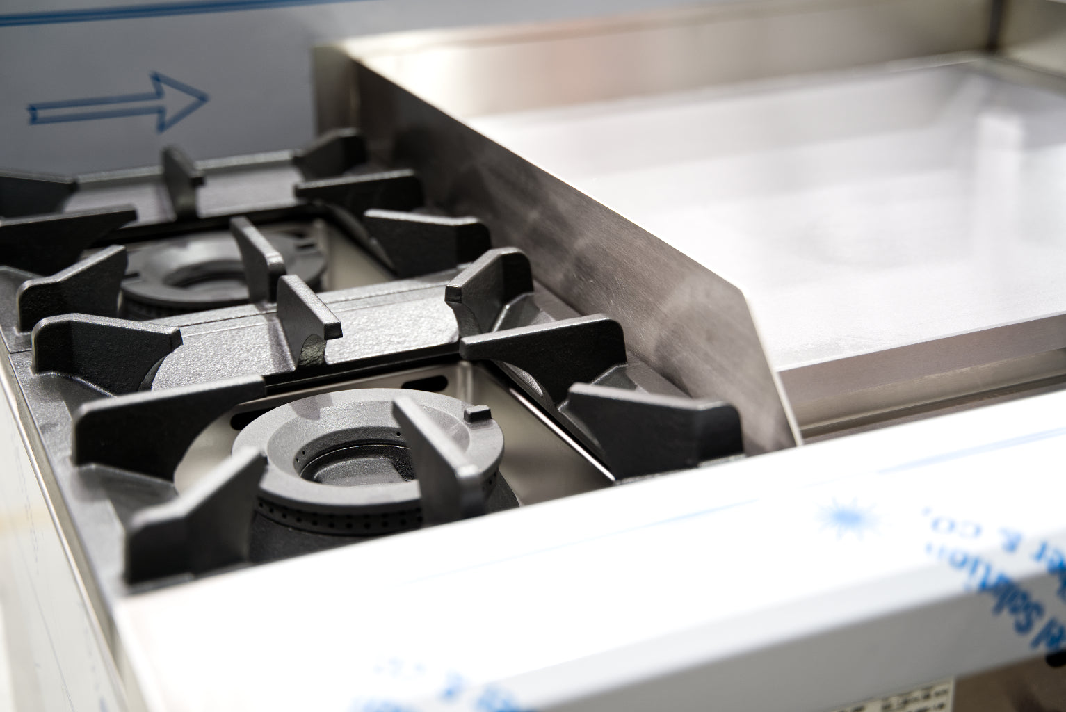 Professional Modular Cooking Range by Luus